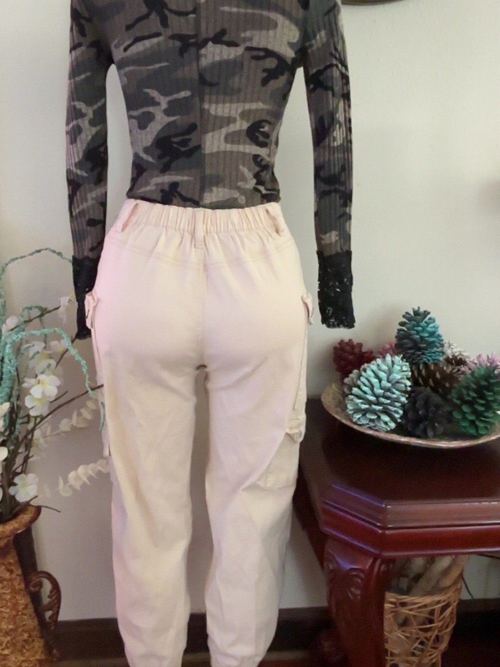 Rue21 Light Pink Cargo Joggers with Elastic Waist